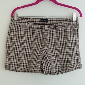 The Limited short plaid pockets